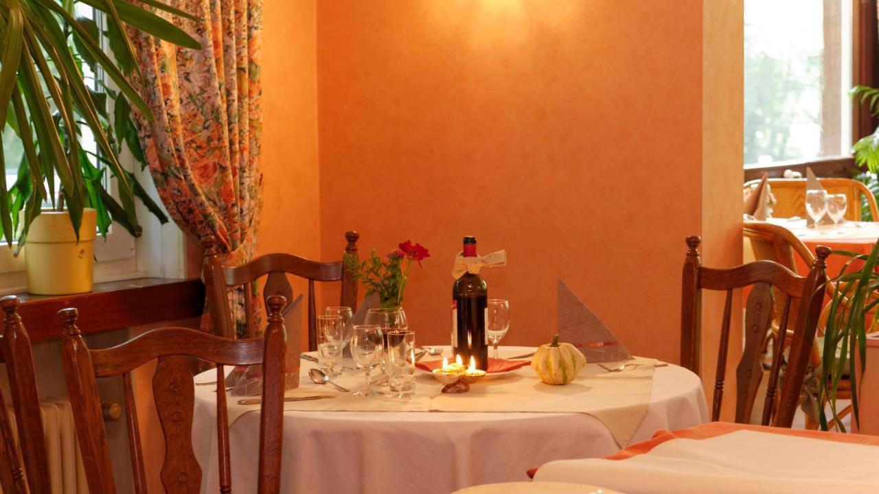 Hostellerie De La Vallee Heffingen ภายนอก รูปภาพ