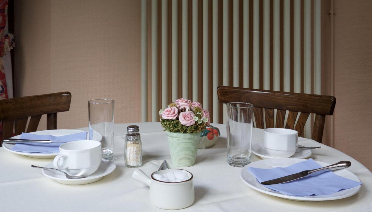 Hostellerie De La Vallee Heffingen ภายนอก รูปภาพ